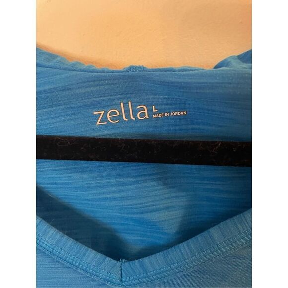 Zella Hoodie (SZ L) - Picture 2 of 3